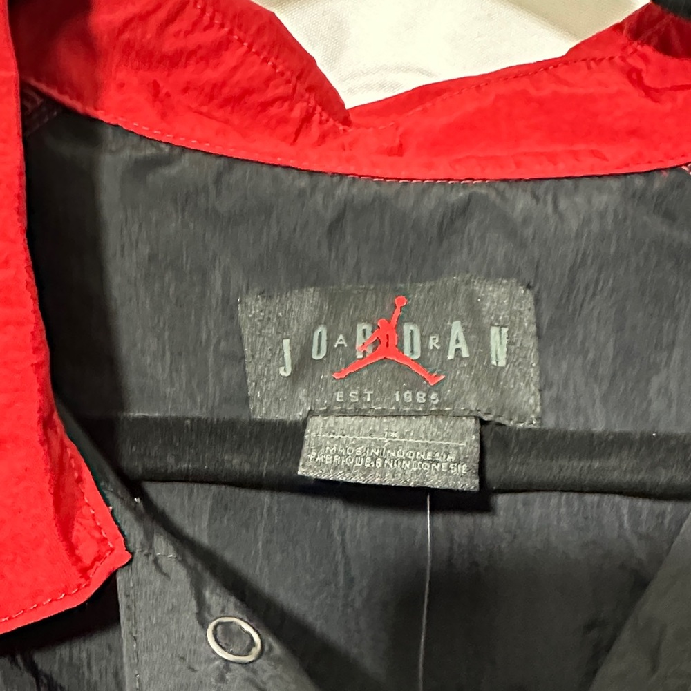 Red and Black Jordan Jumper Women’s 1X - Picture 7 of 9